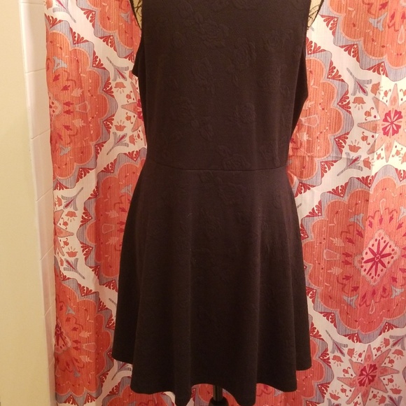 Connection 18 "little black dress"  Size L - Picture 6 of 6